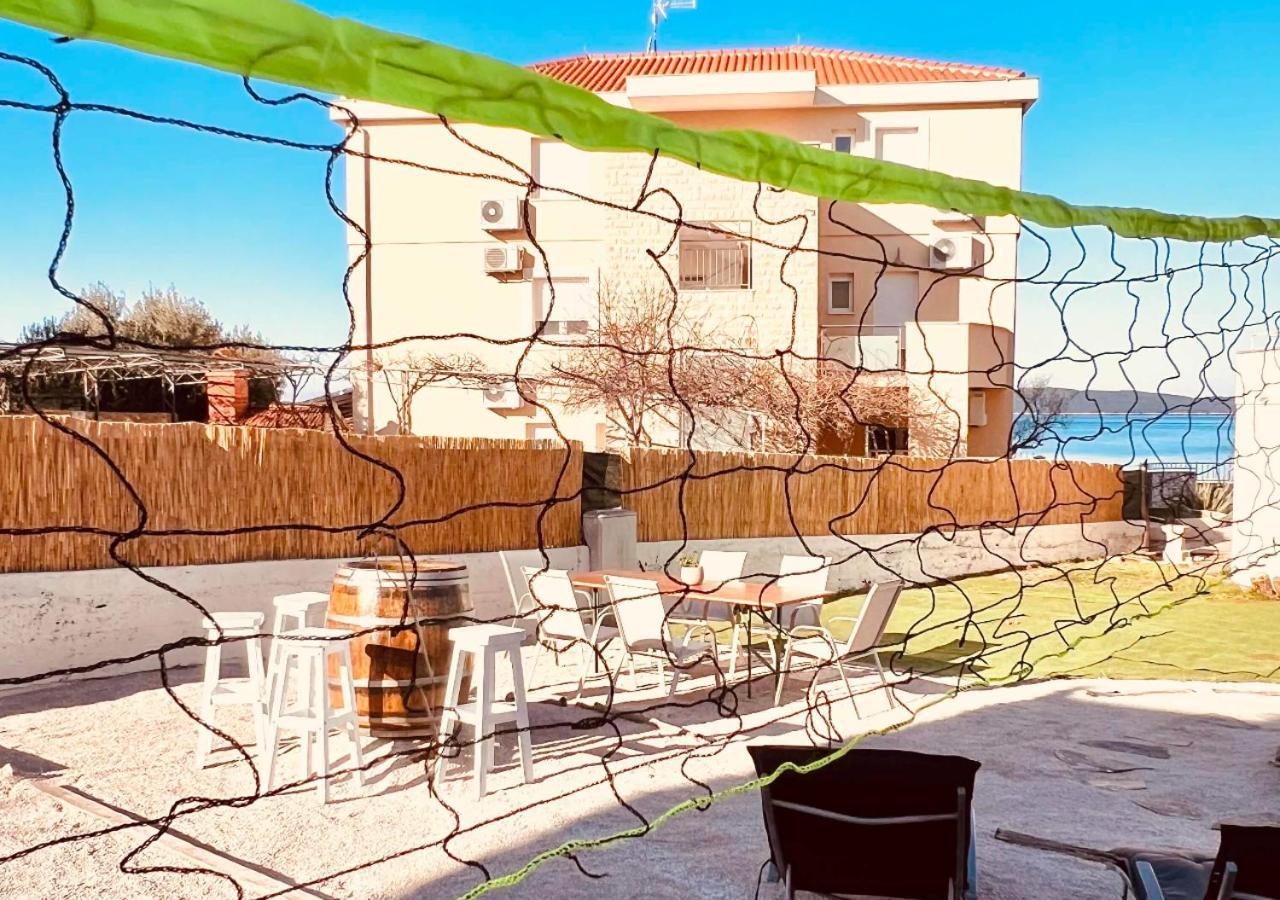 שיבניק Luxury Beach Apartment W Sunset Sea Views מראה חיצוני תמונה