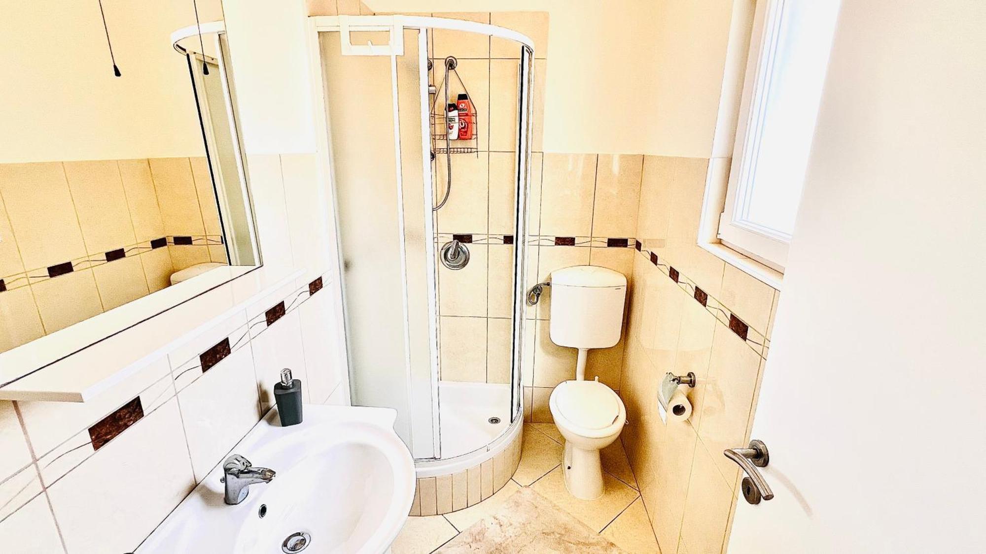 שיבניק Luxury Beach Apartment W Sunset Sea Views מראה חיצוני תמונה
